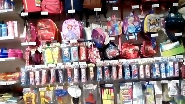 Очень много товара, игрушек, всего,всего? смотреть онлайн