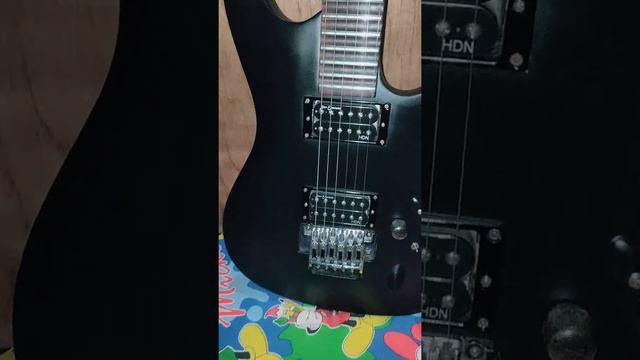 Ibanez S Series E-Guitar смотреть онлайн
