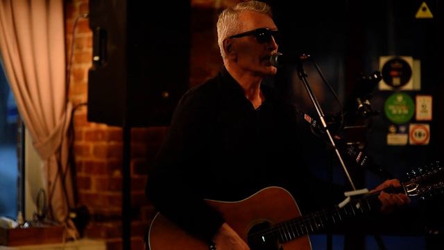 Квартирник Nоль Три 24 марта 2022 в Хукарло. Nоль Три - Breathe (cover Pink Floyd) смотреть онлайн