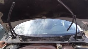 Снимаем жабо на Пежо 307