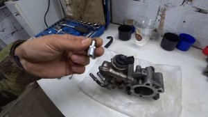 Замена тнвд Mazda cx7. Потек клапан (Replacement of fuel pump Mazda cx7 2.3)