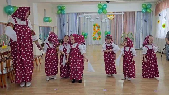 В группе «Радуга» МАДОУ № 9 праздник, посвященный Международному женскому дню смотреть онлайн