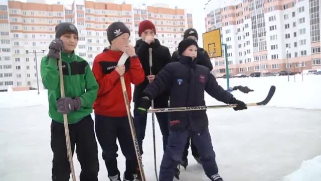 Гомельчане залили каток во дворе смотреть онлайн