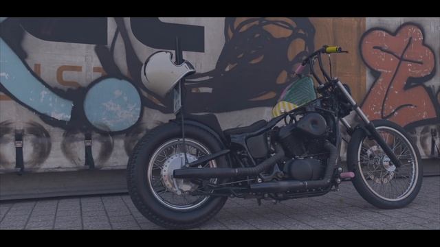 SPOTLIGHT // Patsey - Mo´s Honda Shadow VT600 смотреть онлайн