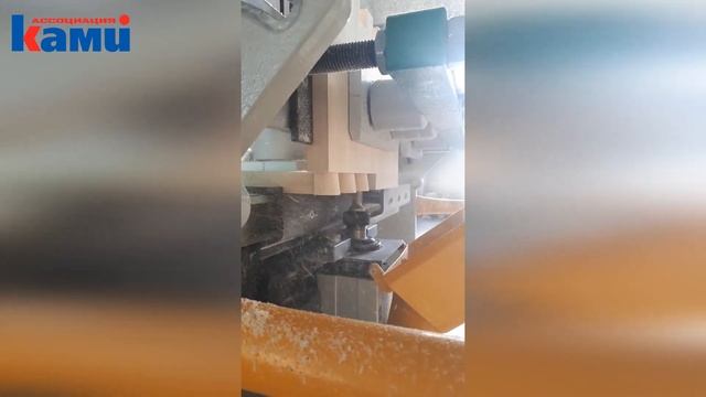 Шипорезные станки для ящичного шипа OMEC 750CN. Фрезерование шипа типа Ласточкин хвост на шипорезе смотреть онлайн