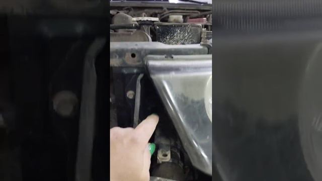 Как снять фару с Mitsubishi L200 2011года