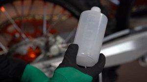 Замена тормозной жидкости и прокачка тормозов мотоцикла