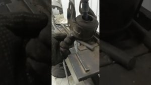 Замена  гидравлического сайлентблока на  Volvo xc60