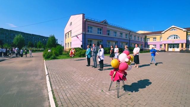 2023 09 01  День знаний  Варвара Меркулова  6 Б класс