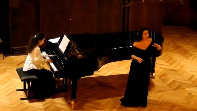 Britten ECHO (The poet's echo) смотреть онлайн