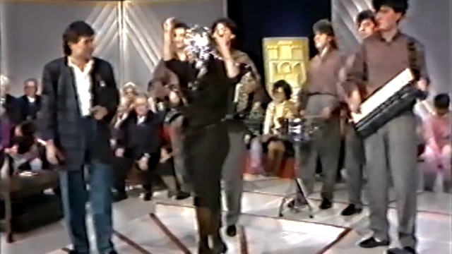 Nada Topcagic - Razbij jos jednu casu смотреть онлайн
