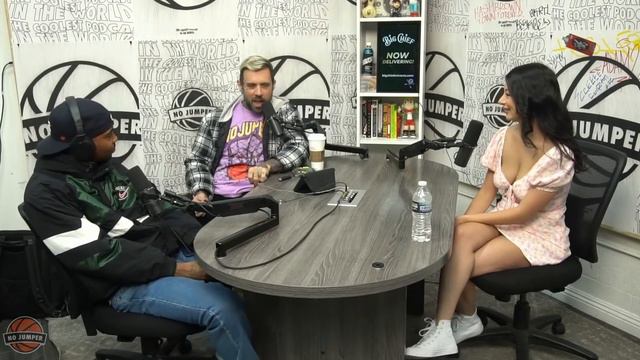 Cami Strella on Getting Trained by 5 Dudes in High School смотреть онлайн