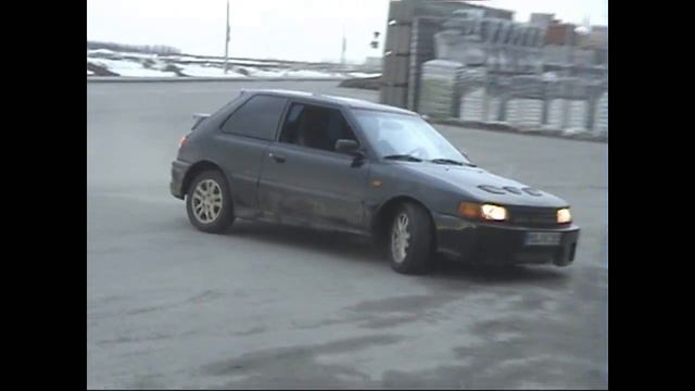 Mazda 323 GTR goes insane... смотреть онлайн