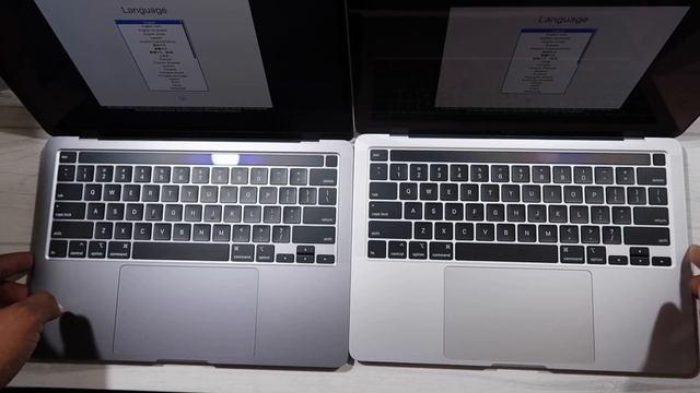2020 Macbook Pro 13 inch Color Comparison| Silver vs Grey showdown!! смотреть онлайн