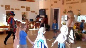 танец Светит месяц ст.гр.