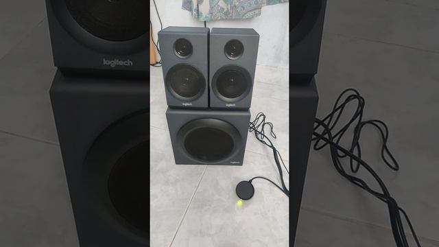 Logitech z333 + Bluetooth Rời Bass Test !!! смотреть онлайн