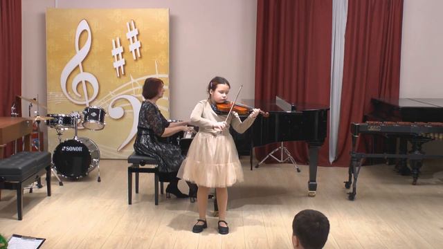 Новогодний концерт для младших классов смотреть онлайн