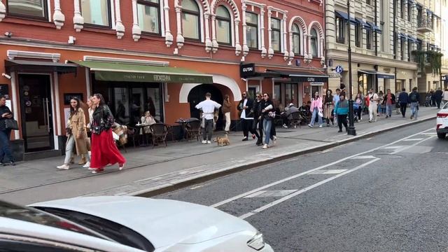 "Патрики", ул. Малая Бронная. Прогулки по Москве. 17.09.23 смотреть онлайн