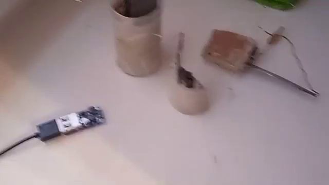 тест созданных каменных батарей (видео 2) смотреть онлайн