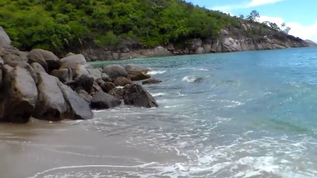 Ловля крабов Crab Fishing Anse Major Mahe Seychelles смотреть онлайн