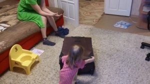 Дети в чемодане