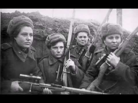 В землянке - Песни военных лет смотреть онлайн