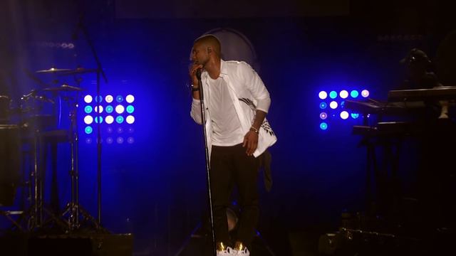 Usher Performs "Crash" Live! | State Farm #NeighborhoodSessions | TNT смотреть онлайн