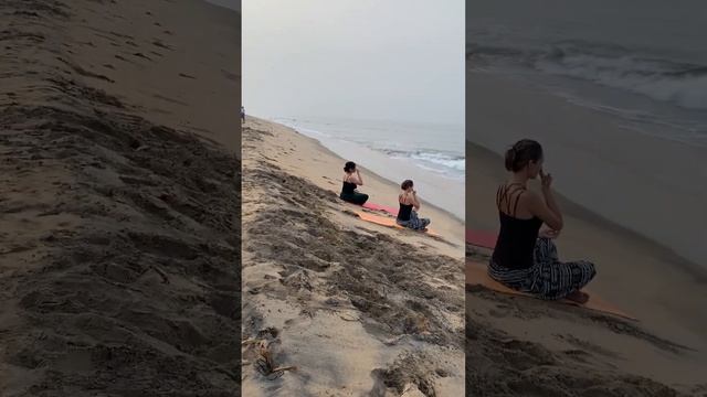 Йога на пляже Керала Индия 28.11. 2022 г. смотреть онлайн