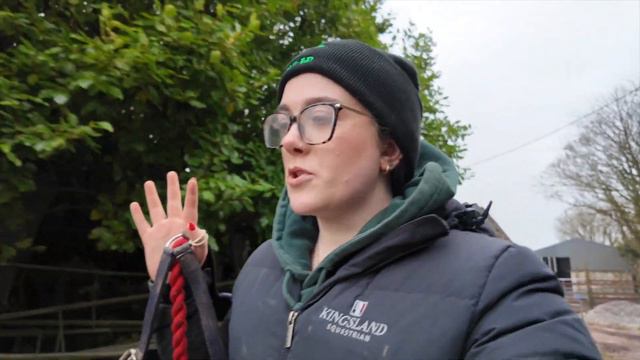 DAY IN THE LIFE | Amateur Equestrian | Juggling Work and Four Horses 😳 смотреть онлайн