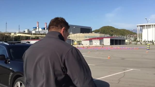 видеоблог: кто лучше тормозит - байк или машина? смотреть онлайн