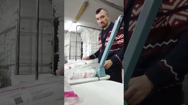 Упаковка полотенец в прачечной ))) смотреть онлайн