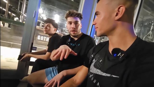 Adin Ross & HSTikkyTokky Get SWATTED смотреть онлайн
