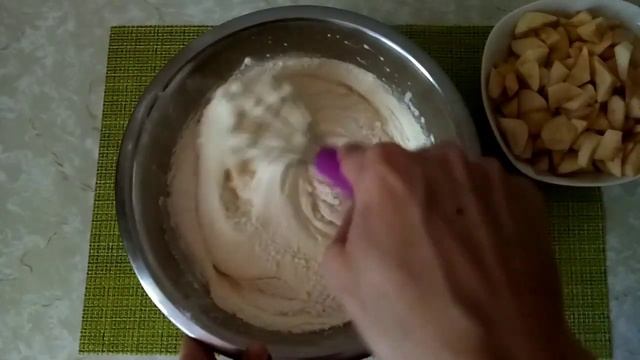 Пышная шарлотка с яблоками. смотреть онлайн