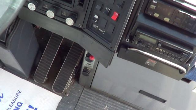 Northwest Bus Sales Used MCI 102-D3 49 Passenger Motor Coach Bus C46255 смотреть онлайн