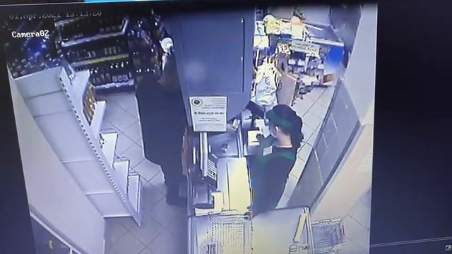 Сотрудник ОСБ Костромы Шмагин ворует деньги с банковской карты смотреть онлайн