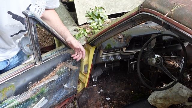 Very Important Plymouth смотреть онлайн