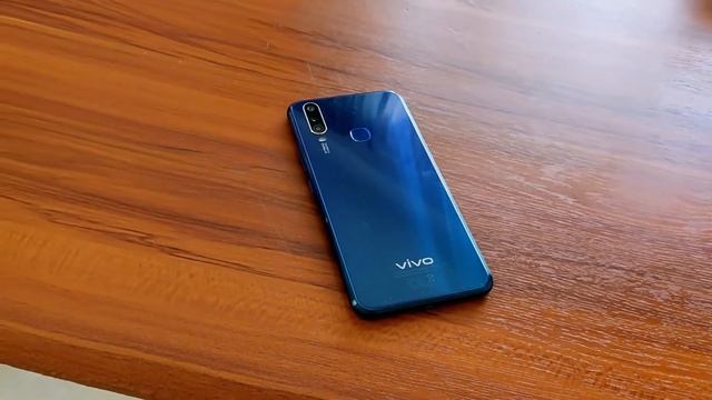 The VIVO Y12 Review - A Budget Android phone with great features смотреть онлайн