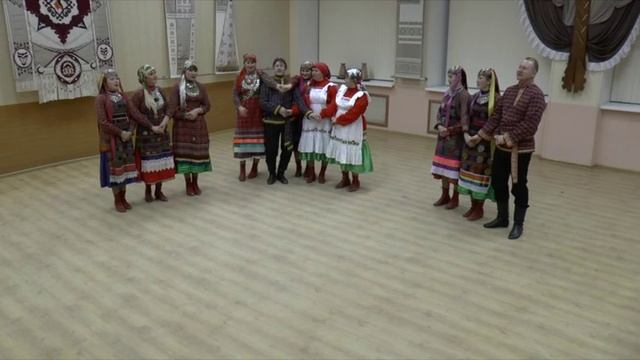 Удмуртская народная игровая песня " Эшбасьтыса " смотреть онлайн