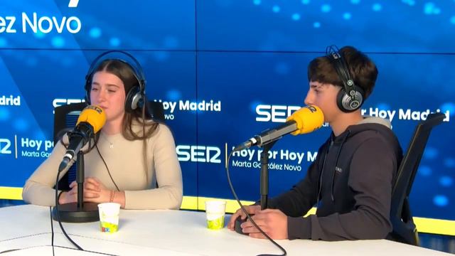 Cintia, Denis, Carlos Sánchez (Entrevista cadena SER) #entrevista #deportes #boxeo #cadenaser смотреть онлайн