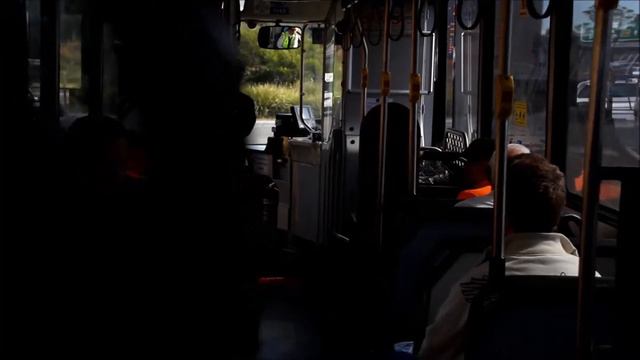 Transit Systems Sydney [Hoxton Park] Volvo B12BLE Euro 3 / Custom Coaches CB60, m/o 1583 (1228) смотреть онлайн