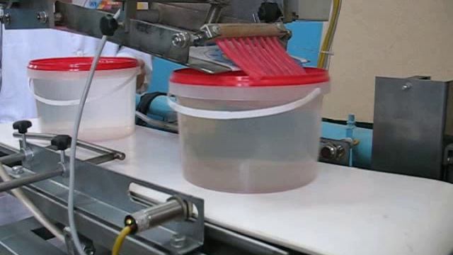 Установка нанесения этикеток на плоскость (этикетировщик) ИПКС-099П смотреть онлайн