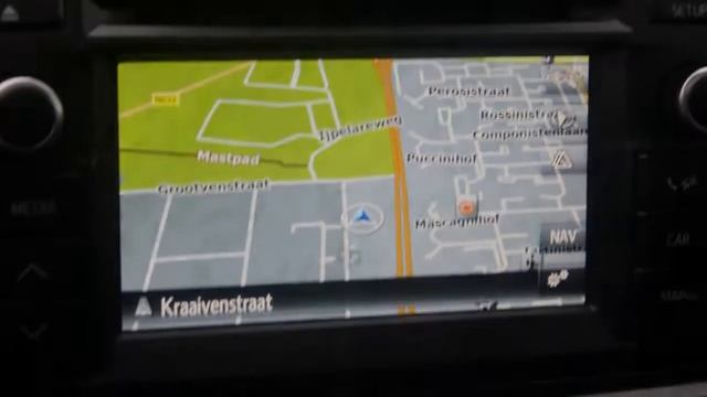 Toyota Auris Touring Sports 1.8 Hybrid Lease+ Navi panoramadak смотреть онлайн