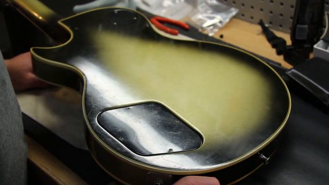 1979 Gibson Les Paul Custom Silverburst смотреть онлайн