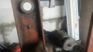 Самодельный захват на вилы для навоза