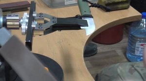 Лучшая приспособа для заточки _УЗЕЛОК_ реально облегчает заточку ножа..mp4