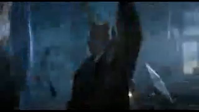 Хеллбой смотреть онлайн