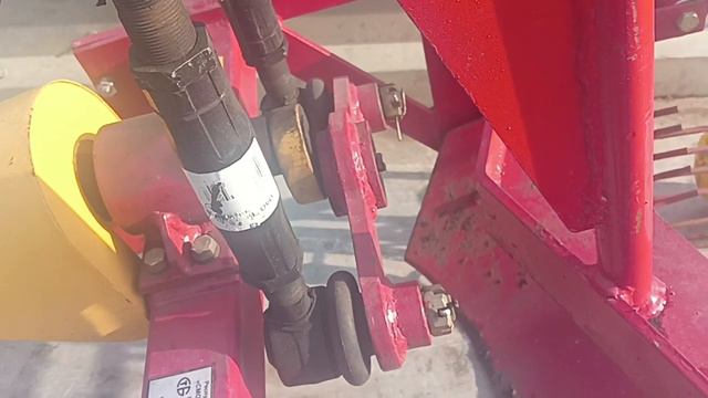 КМЗ-012 Т-012 картофелекопалка от МТЗ-132н КФТ2-01 г.Сморгонь смотреть онлайн