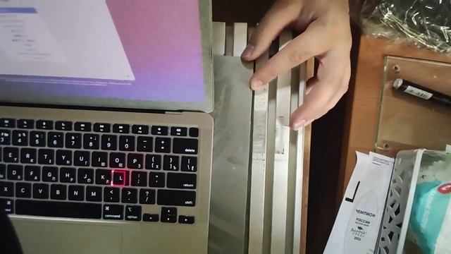 Гравировка клавиатуры Macbook