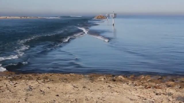 ЧУДО КОРАНА - МОРЯ, НЕ СМЕШИВАЮЩИЕСЯ ДРУГ С ДРУГОМ смотреть онлайн