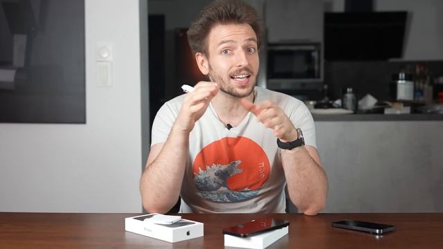 iPhone 15 Pro un mois après : à la poubelle ? ? смотреть онлайн